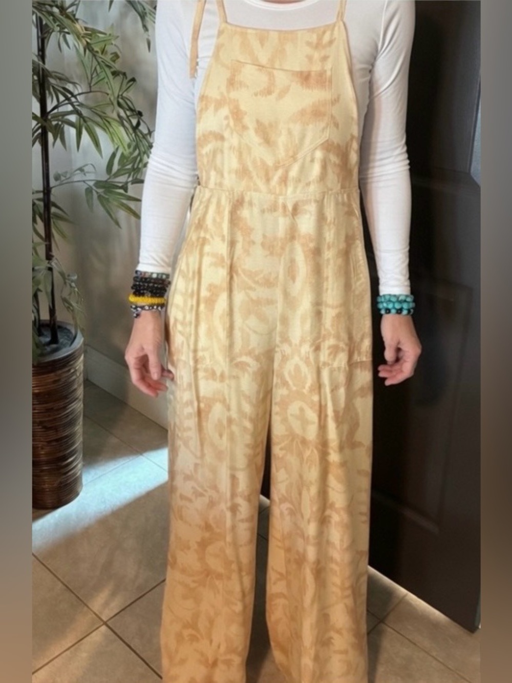 Women's Beige Patterned Wide-Leg Jumpsuit